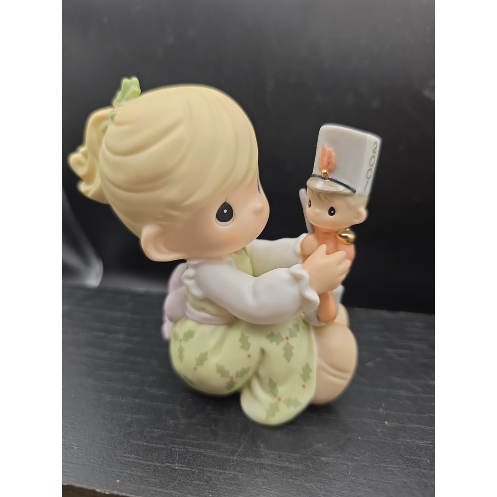 2001 Enesco Precious Moments "May Your Christmas Begin With A Bang" 877433